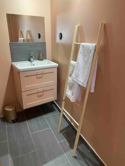 Holiday home Appartement De Charme Dans Un Ancien Mas Cevenol Piscine Et Jacuzzi Valleraugue