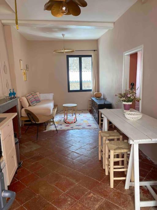 Appartement De Charme Dans Un Ancien Mas Cevenol Piscine Et Jacuzzi Holiday home *